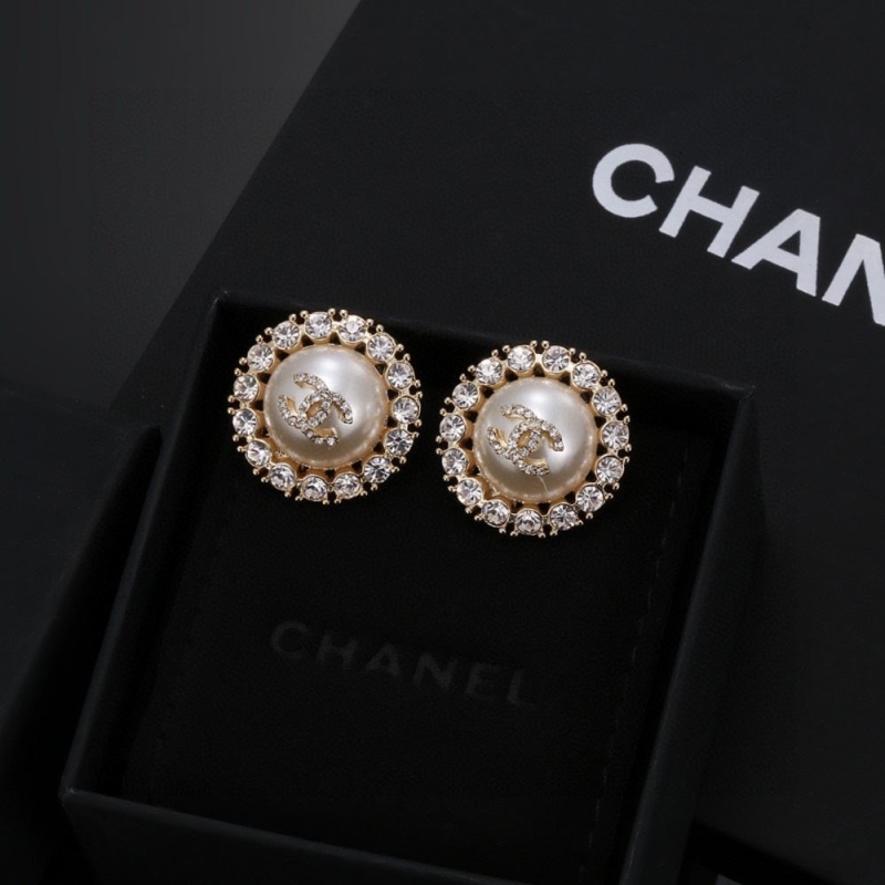 Ch**el earrings
